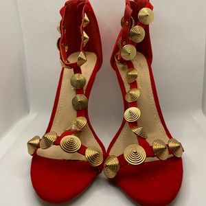 Call her “Red Velvet”  size 7.5